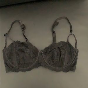 Elle Macpherson Lace Bra - 34D